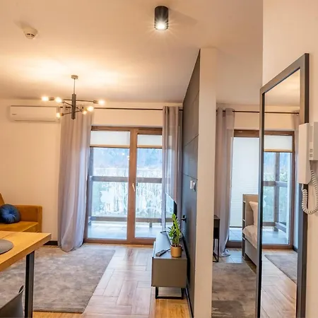 Stylchyn 90 Nad Jeziorem Czorsztynskim クルシュコフツェ